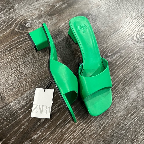 Zara Green sandals! Size 8.5 womens